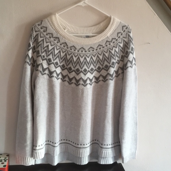 Old Navy Sweaters - ❄️Nordic style sweater❄️